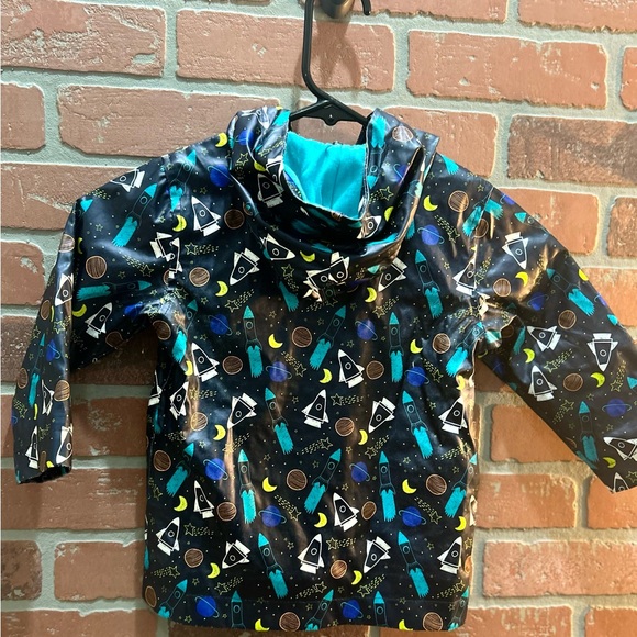 Melissa & Doug little boys/toddler hooded,lined raincoat size 18 months - Picture 3 of 3